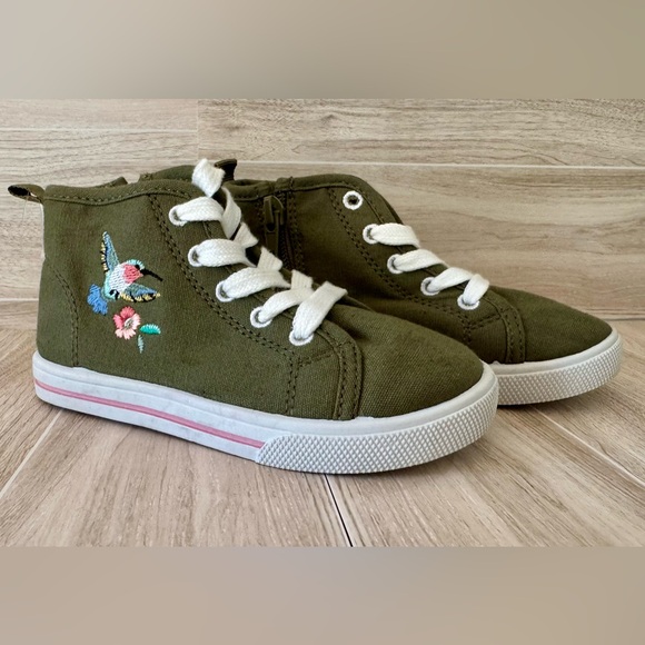 Other - 💚 Carter’s - Toddler Girls’ Green High-Top Sneakers - size 9 (NWT)